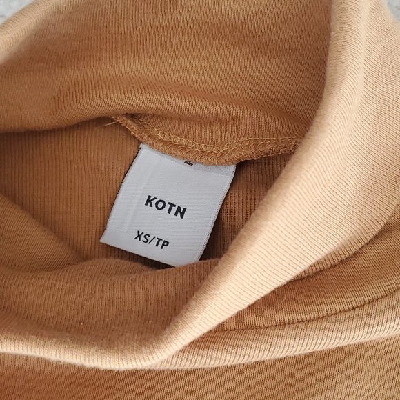 KOTN camel turtleneck long sleeve - Picture 2 of 3